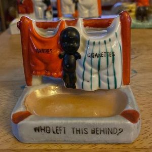 Black Americana Vintage Ashtray w/ Cigarette & Match Holder Occupied Japan